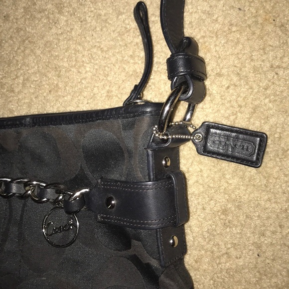 Authentic Coach crossbody purse - Picture 3 of 8